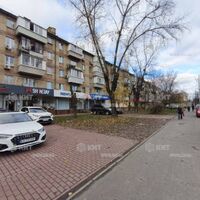 Aренда магазина Киев, Ленинградская пл., 246м²