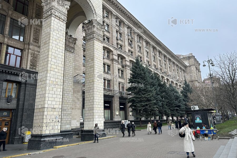 Aренда магазина Киев, Центр, 895м²