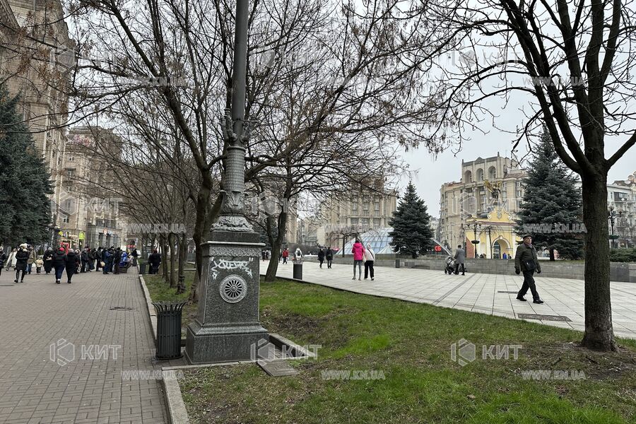 Aренда магазина Киев, Центр, 895м²