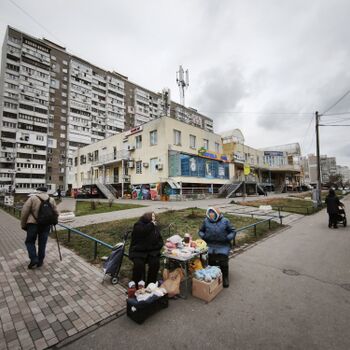 Аренда магазинов - Киев,  Анны Ахматовой ул.