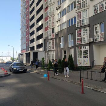 Аренда магазинов - Киев,  Михаила Драгоманова ул.