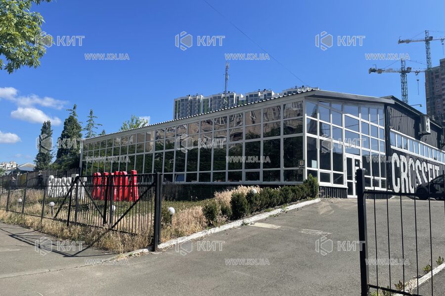 Aренда магазина Киев, Харьковский массив, 1700м²