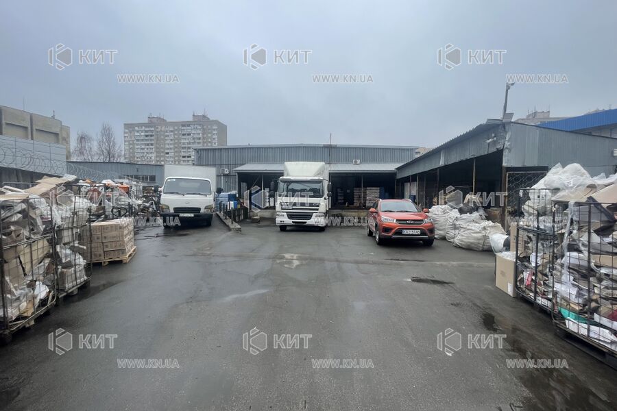 Aренда магазина Киев, Харьковский массив, 1700м²