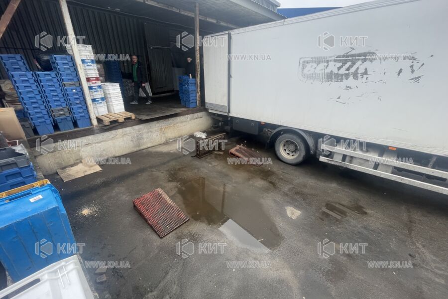 Aренда магазина Киев, Харьковский массив, 1700м²