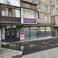 Aренда магазина Киев, Центр, 142м²