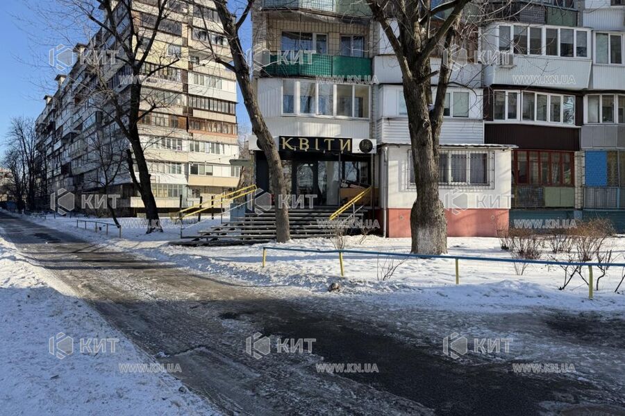 Продажа магазина Киев, Лесной массив, 32м²
