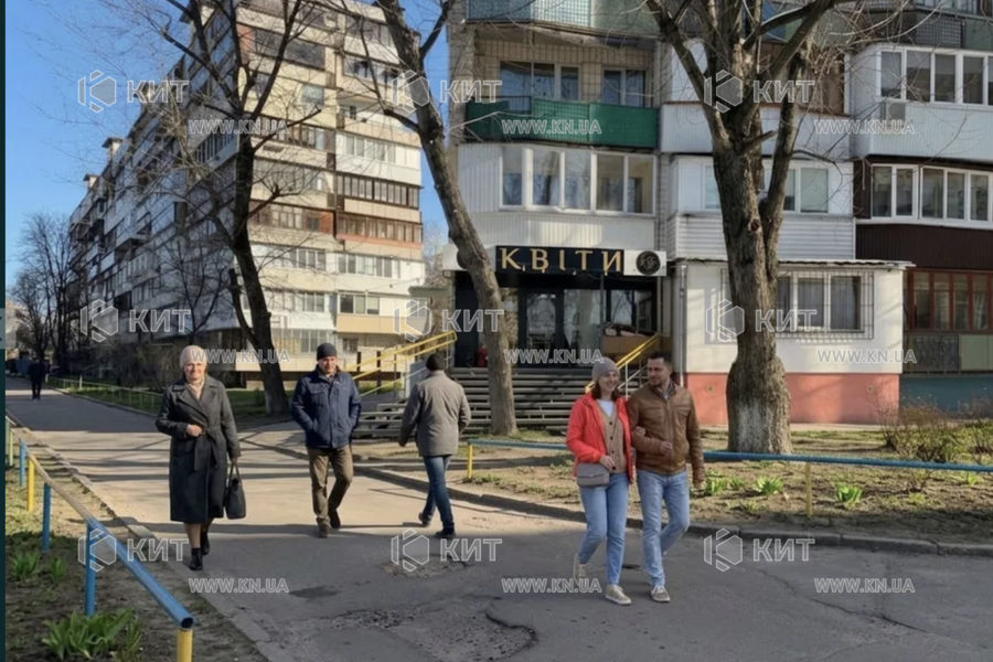 Продаж магазину Київ, Лісовий масив, 32м²