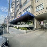 Aренда магазина Киев, Центр, 182м²