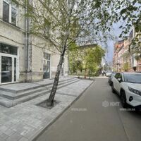 Продаж магазину Київ, Центр, 128м²