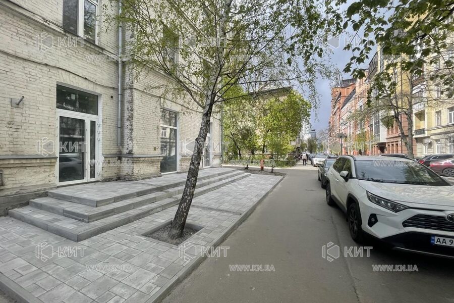 Продаж магазину Київ, Центр, 128м²