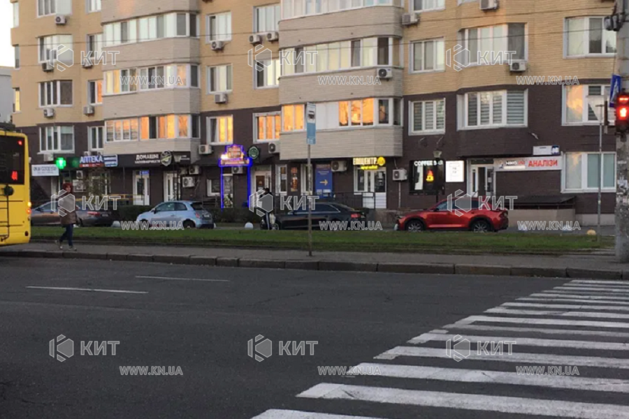 Aренда магазина Киев, Оболонь, 79м²