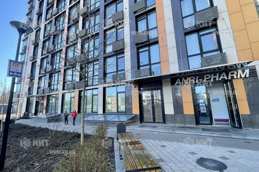 Продажа магазина Киев, Центр, 166.4м²