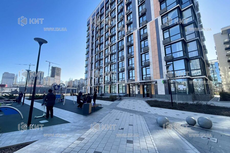 Продажа магазина Киев, Центр, 166.4м²