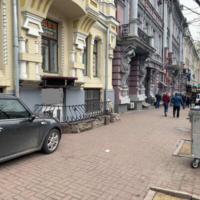 Продажа 	 Киев,  Владимирская ул. 
