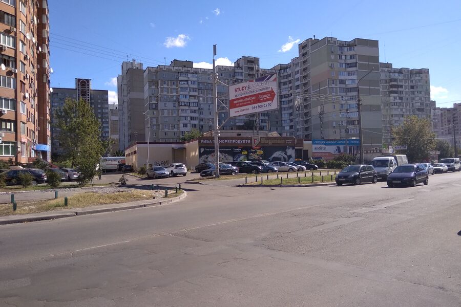 Оренда магазину Київ, Позняки, 177м²