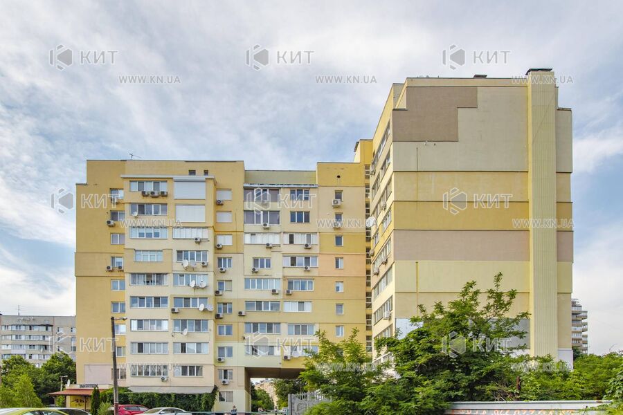 Продажа квартиры Харьков, Холодная гора, 70м²