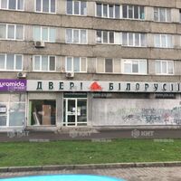Aренда магазина Киев, Ленинградская пл., 64м²
