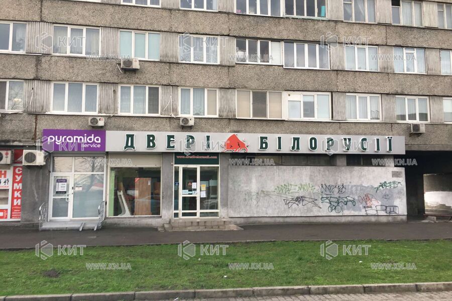 Aренда магазина Киев, Ленинградская пл., 64м²