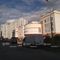 Aренда магазина Киев, Осокорки, 233м²