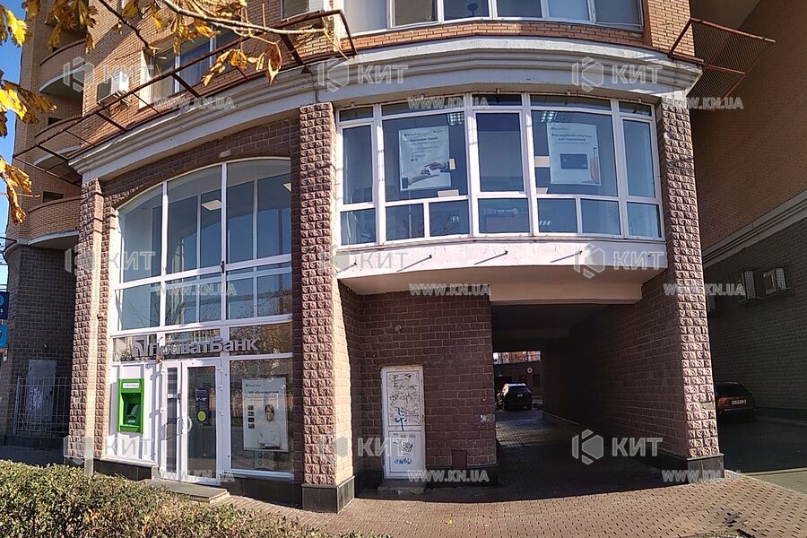 Aренда и продажа магазина Киев, Оболонь, 195м²