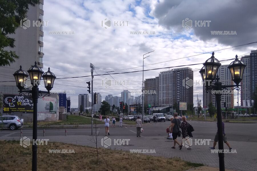 Aренда магазина Киев, Позняки, 190м²