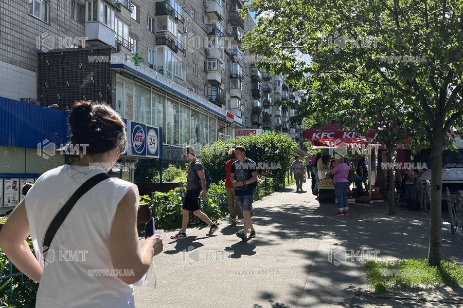 Aренда магазина Киев, Соломенка, 94м²