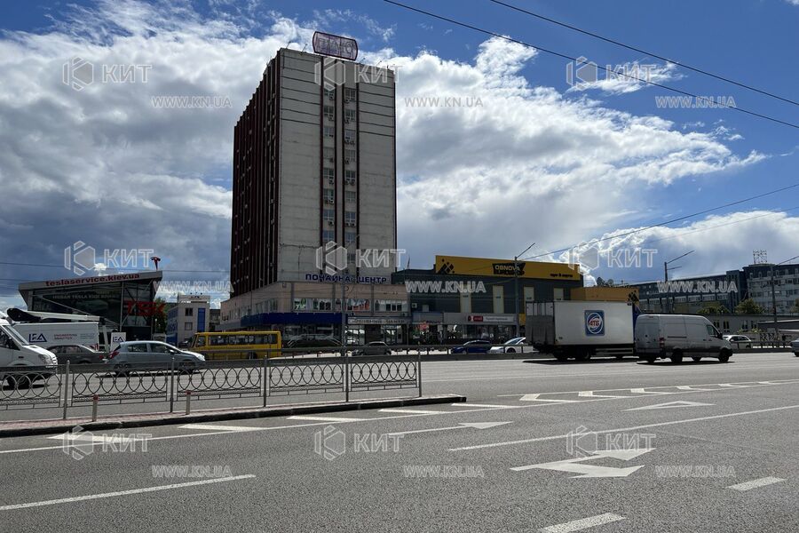 Оренда магазину Київ, Петрівка, 126м²