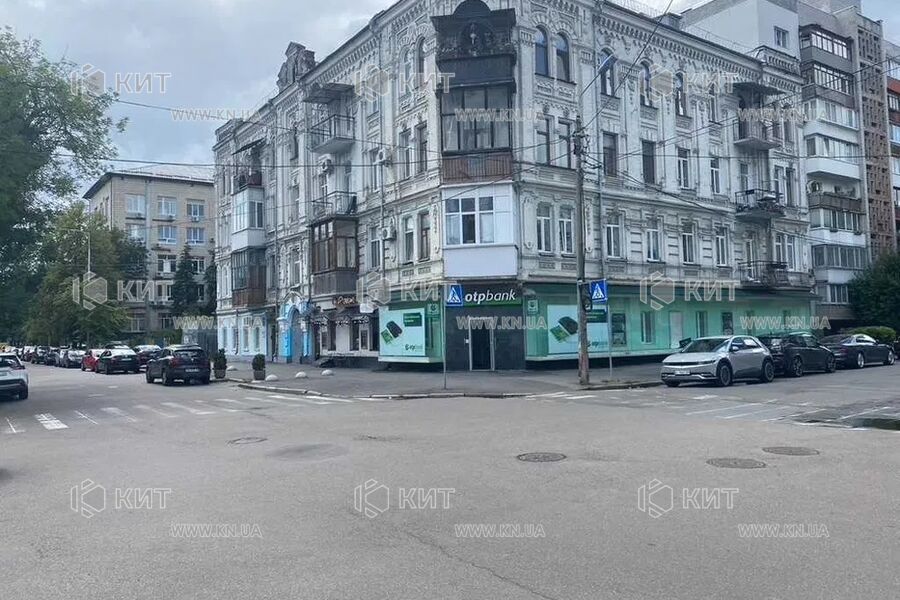 Оренда та продаж магазину Київ, Центр, 179м²