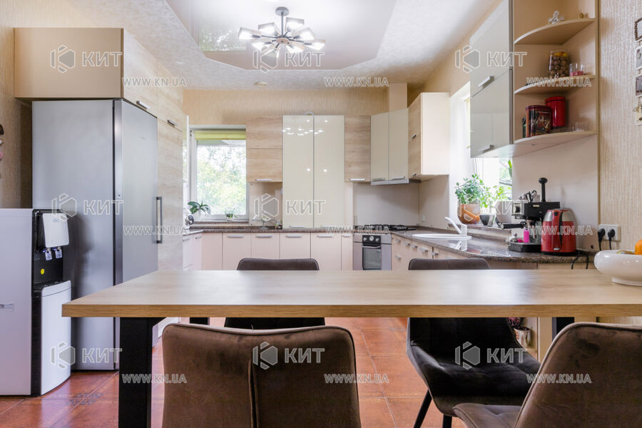 Продажа дома Родичи, Родичи, 184м²