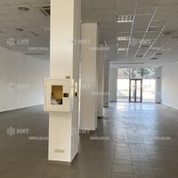 Aренда магазина Киев, Петровка, 296м²