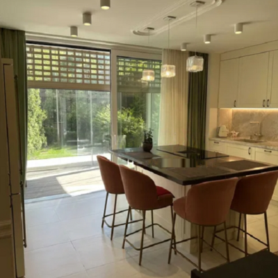 Продажа 	 Харків, Shatilovka Hillside Європейська (Новгородська) вул.   85