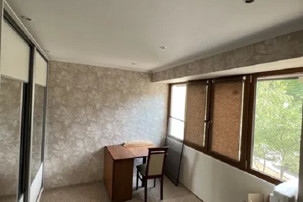 Продажа квартиры Харьков, Алексеевка, 71м²