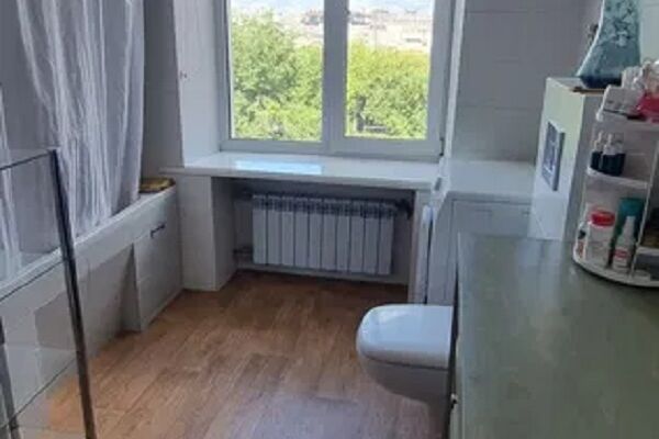 Продажа квартиры Харьков, Гагарина, Спортивная, Защитников, 45м²