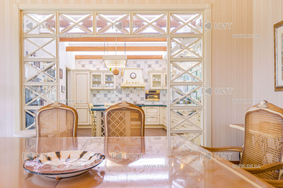 Продажа дома Харьков, Алексеевка, 350м²