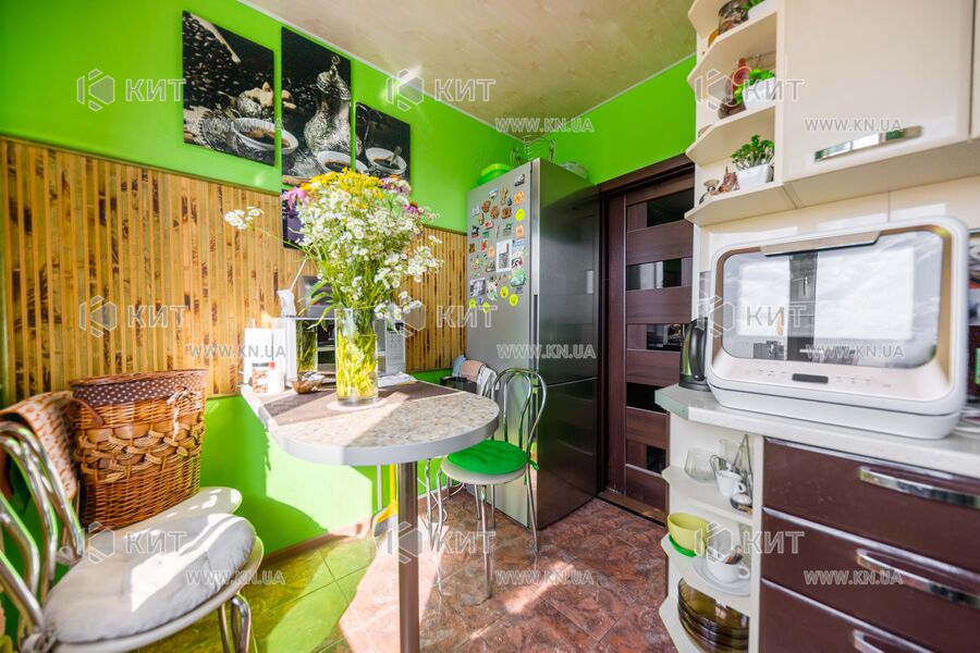 Продаж квартири Харків, Олексіївка, 65м²