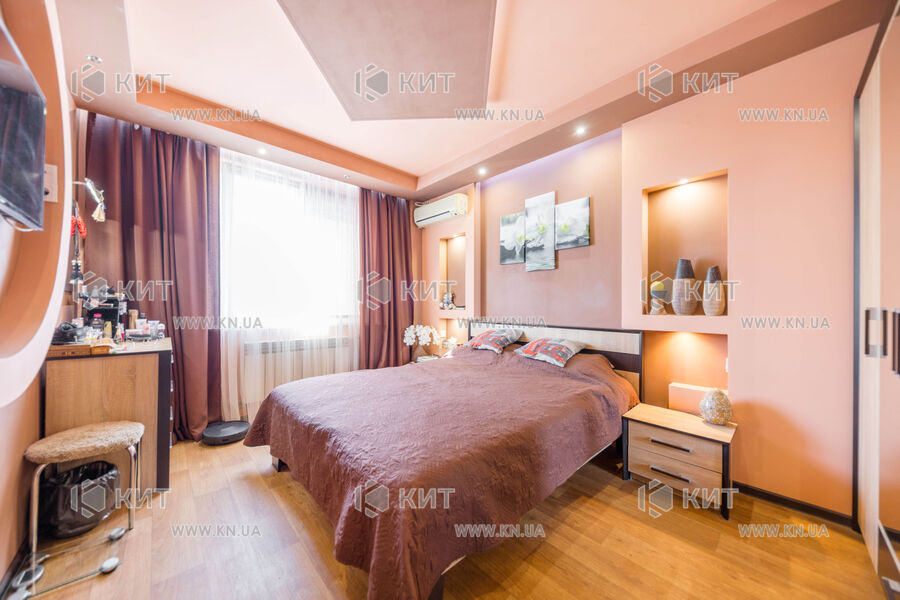 Продаж квартири Харків, Олексіївка, 65м²