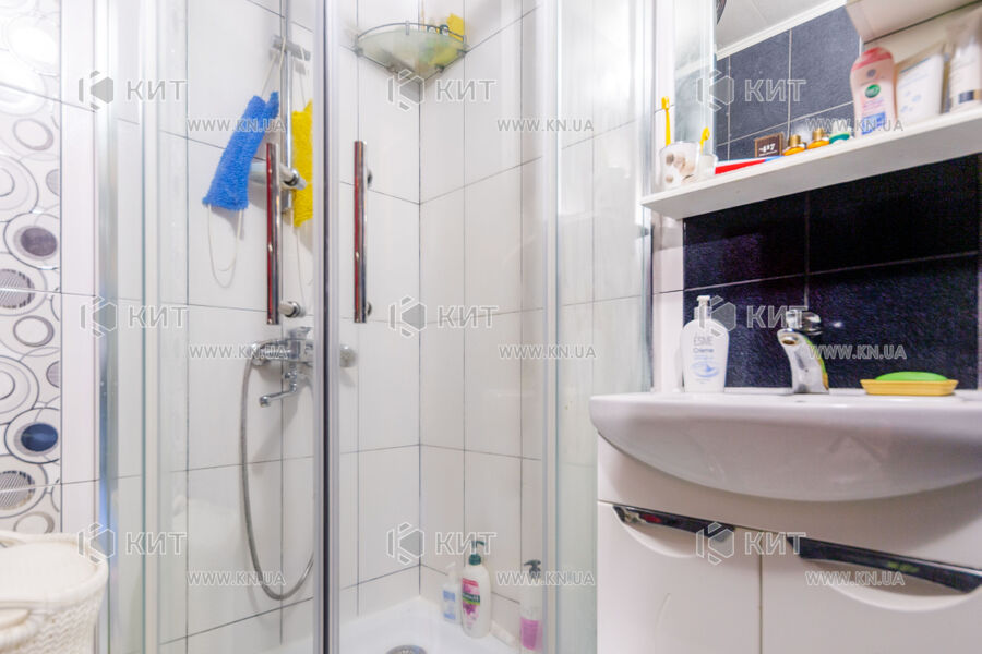 Продаж квартири Харків, Олексіївка, 65м²