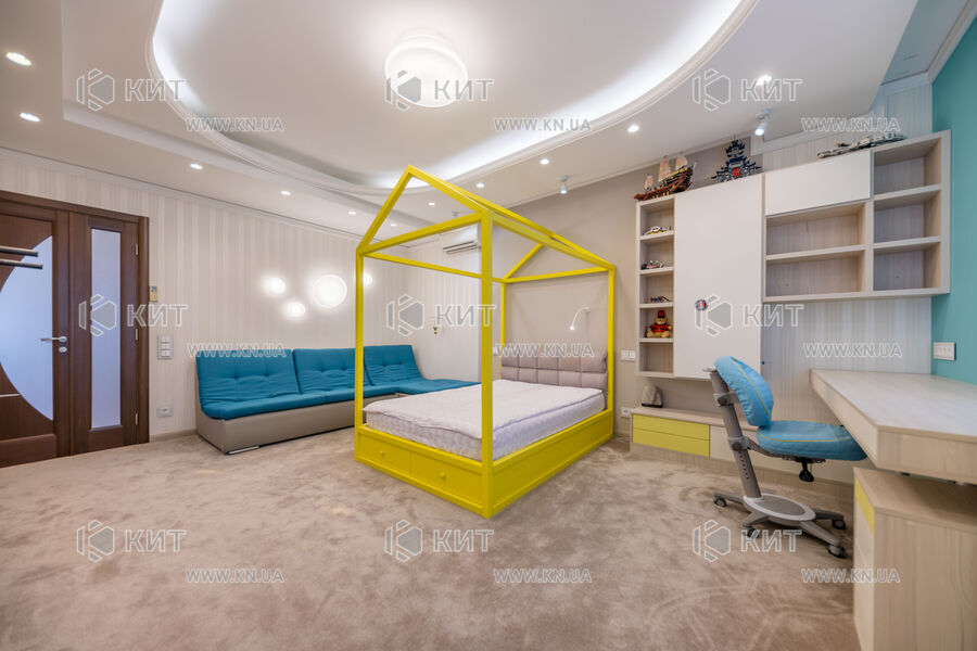 Продажа квартиры Харьков, Павлово Поле, 225м²