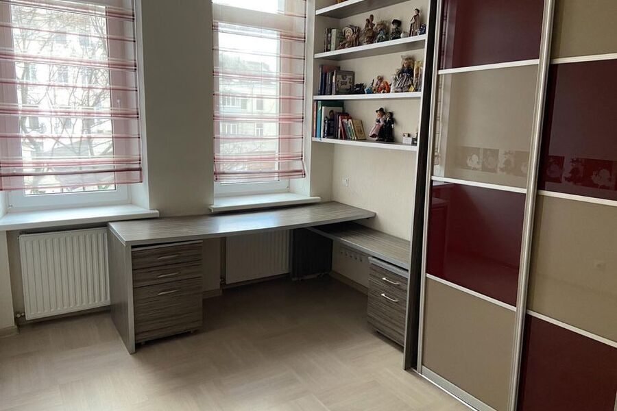 Продаж квартири Харків, Центр, 200м²