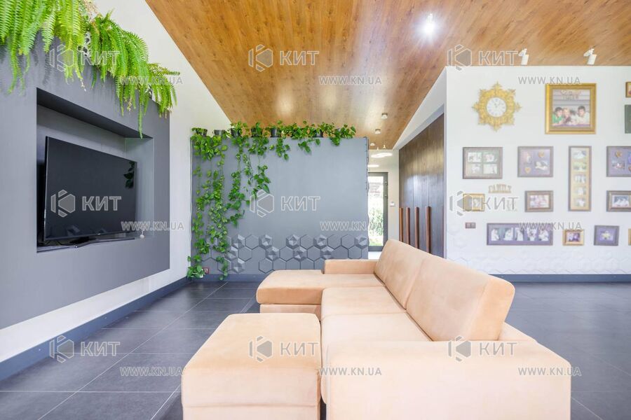 Aренда дома Харьков, Алексеевка, 180м²