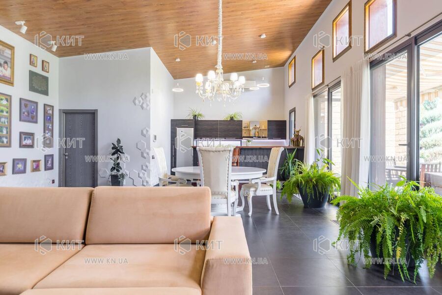 Aренда дома Харьков, Алексеевка, 180м²