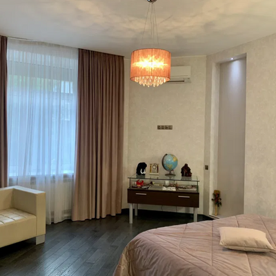 Продажа 	 Харків,  Культури вул.   3
