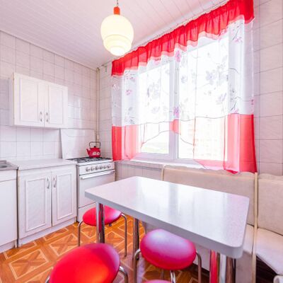 Продажа 	 Харків,  Старицького вул.   9