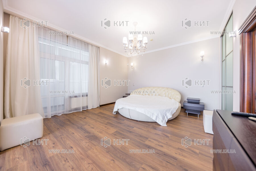Продаж квартири Харків, Центр, 168м²
