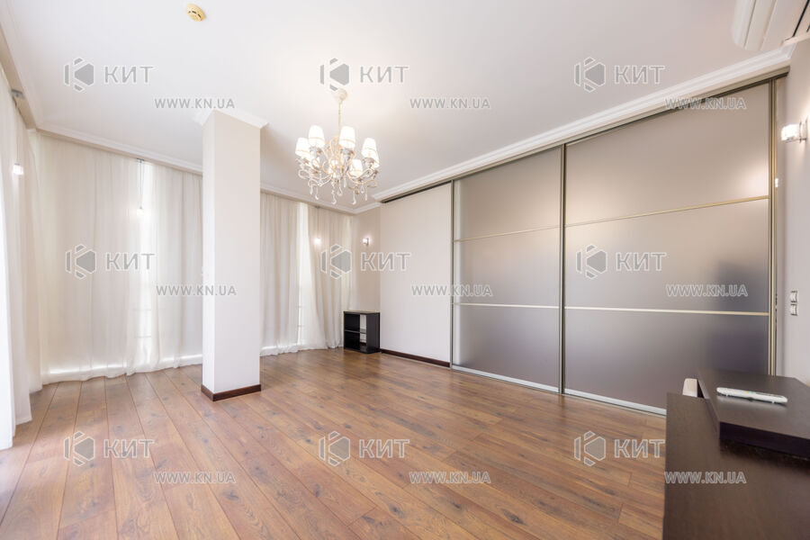 Продаж квартири Харків, Центр, 168м²