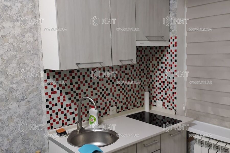 Продаж квартири Харків, ХТЗ, Рогань, 21м²