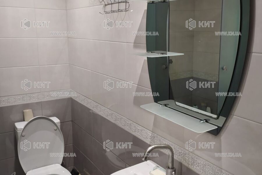 Продаж квартири Харків, ХТЗ, Рогань, 21м²