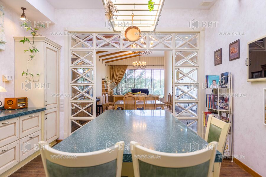 Продажа дома Флоринка, Флоринка, 350м²