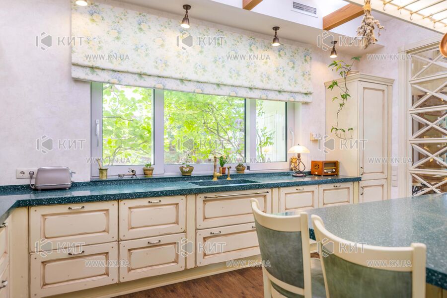 Продажа дома Флоринка, Флоринка, 350м²