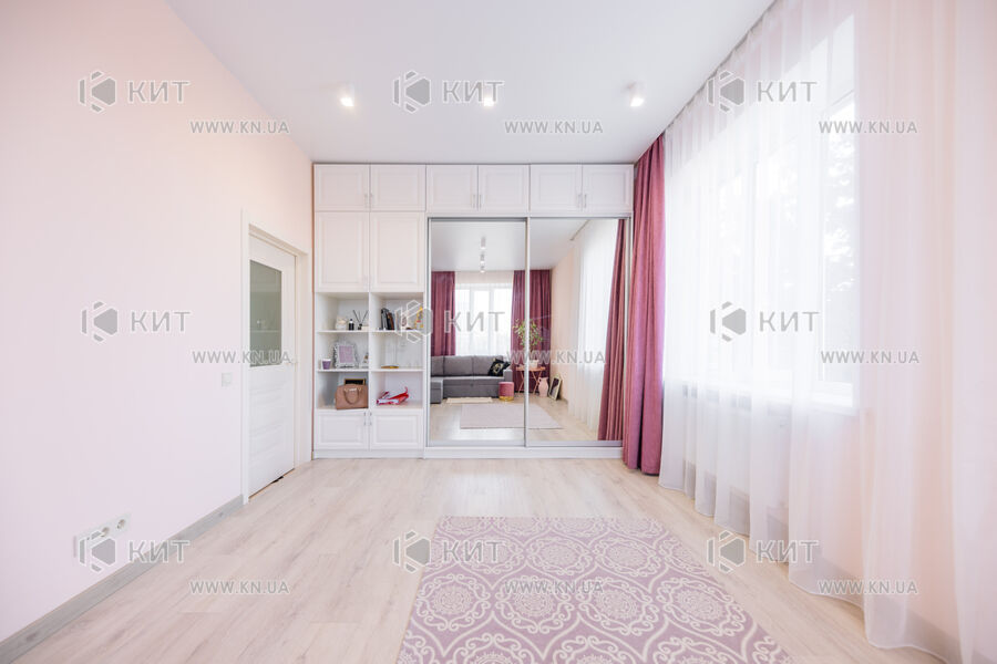 Продаж квартири Харків, Гагаріна, Спортивна, Захисників, 78м²